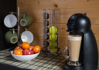 refreshements_coffee_and_fruit